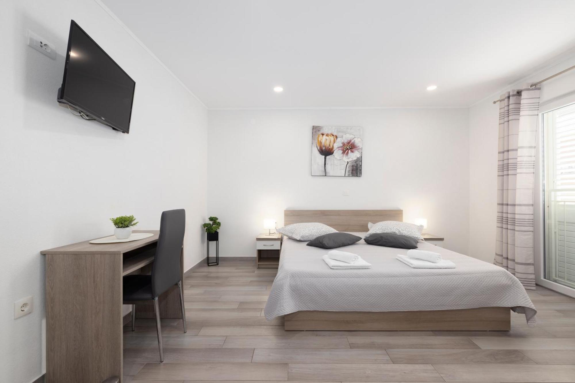 Apartmani Marta Tučepi Exterior foto