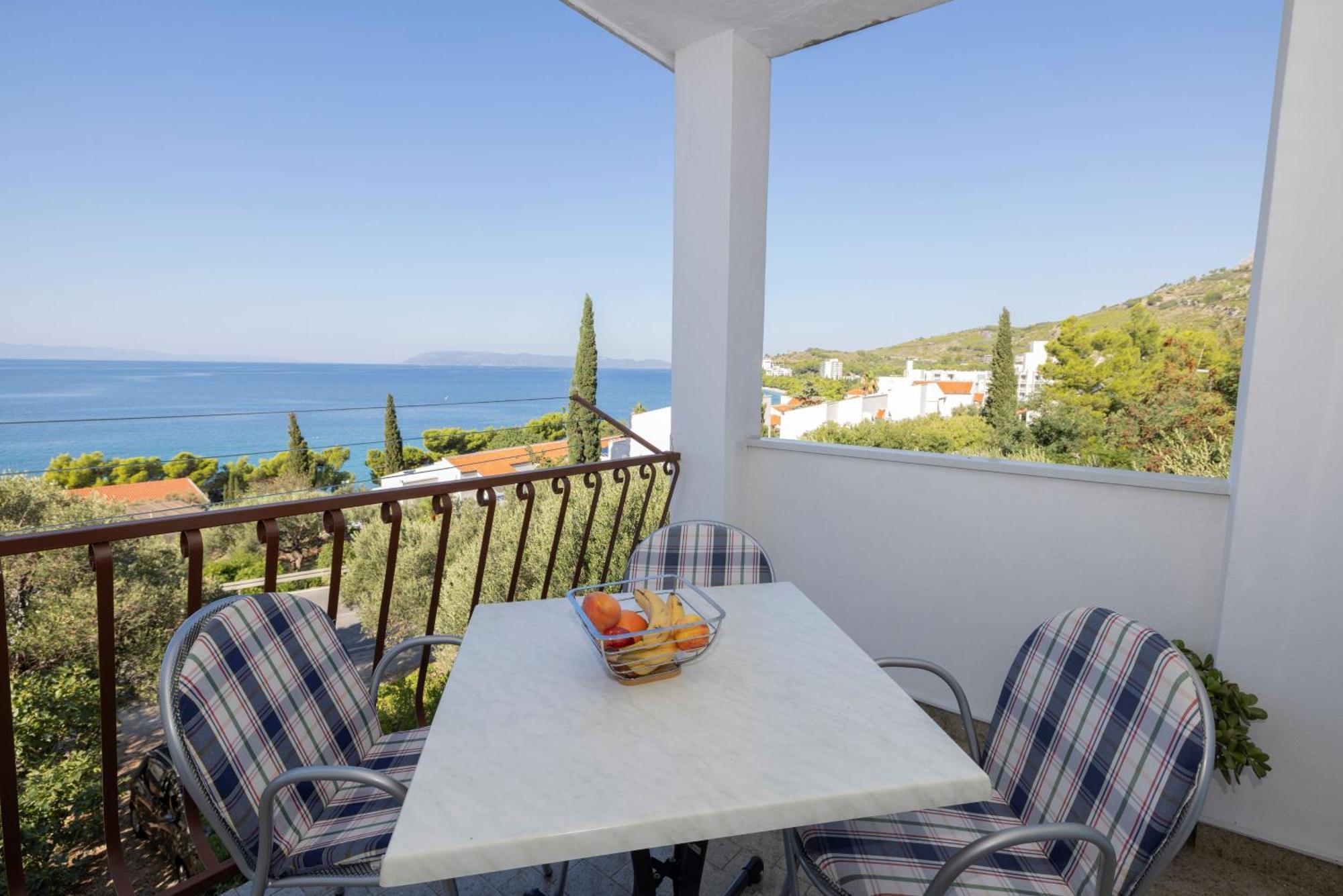 Apartmani Marta Tučepi Exterior foto
